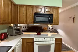 39 Albert Ave, Augusta, ME 04330 - Photo 5