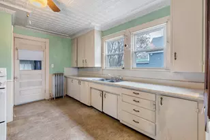 11 Russell St, Waterville, ME 04901 - Photo 17