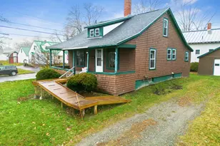 11 Russell St, Waterville, ME 04901 - Photo 3