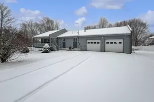 36 N Wiggin St, Greenville, ME 04441 - Photo 1