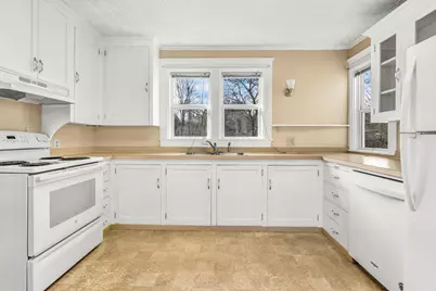 26 Pleasant Street, Skowhegan, ME 04976 - Photo 25