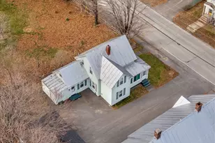 26 Pleasant St, Skowhegan, ME 04976 - Photo 9