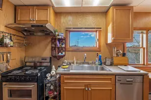 104 Madawaska Ave, Pittsfield, ME 04967 - Photo 17