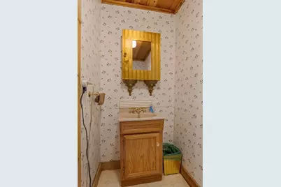 104 Madawaska Avenue, Pittsfield, ME 04967 - Photo 29