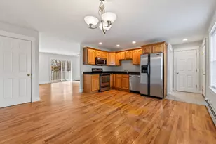 7 Heath St, Old Orchard Beach, ME 04064 - Photo 19