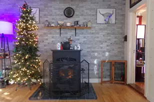 25 Belleview Ave, Winter Harbor, ME 04693 - Photo 13