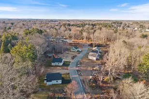 8 Heritage Wy, Saco, ME 04072 - Photo 37