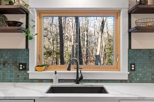 12 Blueberry Ln, Kittery, ME 03904 - Photo 11