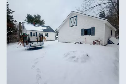 14 Pinkham Street, Lincoln, ME 04457 - Photo 5