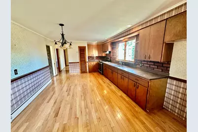 282 W River Road, Waterville, ME 04901 - Photo 9