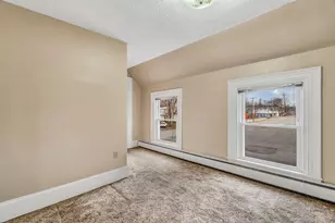 24 Pleasant St, Skowhegan, ME 04976 - Photo 31