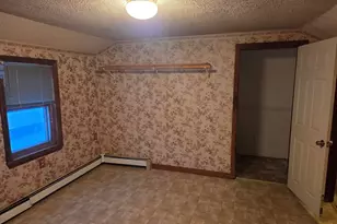 92 Bates St, Millinocket, ME 04462 - Photo 19