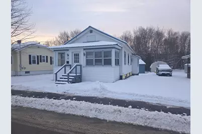 92 Bates Street, Millinocket, ME 04462 - Photo 3