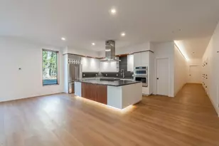 2 Woodside Meadow Rd, Kittery, ME 03905 - Photo 5