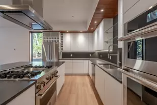 2 Woodside Meadow Rd, Kittery, ME 03905 - Photo 7