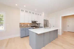 18 Shipping Ln, Eliot, ME 03903 - Photo 5