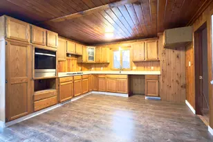 35 Chase Ave, Mexico, ME 04257 - Photo 9