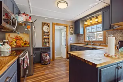 18 Greenwood Street, Waterville, ME 04901 - Photo 11