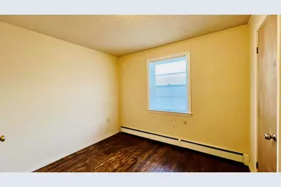 1883 Essex Street, Bangor, ME 04401 - Photo 19