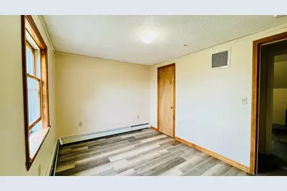 1883 Essex Street, Bangor, ME 04401 - Photo 31