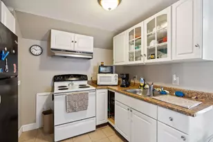 279 Pine St, Lewiston, ME 04240 - Photo 11