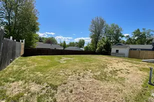 45 Vermont St, Millinocket, ME 04462 - Photo 9