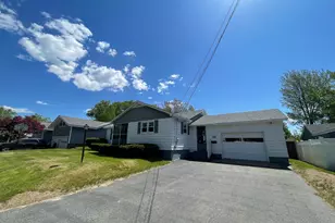 45 Vermont St, Millinocket, ME 04462 - Photo 5
