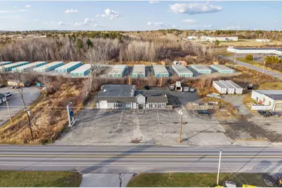 1567 Hammond Street, Bangor, ME 04401 - Photo 5