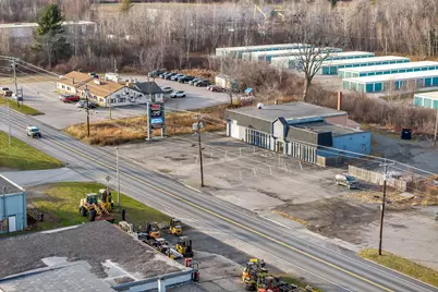 1567 Hammond Street, Bangor, ME 04401 - Photo 3