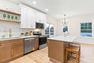 52 Hogan Circle, Westbrook, ME 04098 - Photo 3