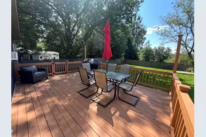 466 Essex Street, Bangor, ME 04401 - Photo 17