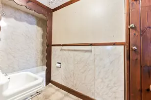 904 & 908 Lakeview Dr, China, ME 04358 - Photo 27