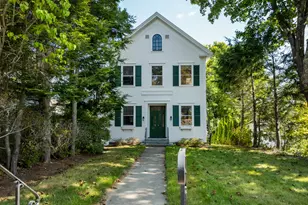 25 Oak St, Boothbay Harbor, ME 04538 - Photo 1