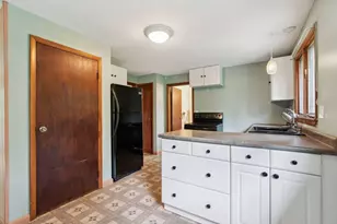 705 + 707 Maine Ave, Farmingdale, ME 04344 - Photo 33