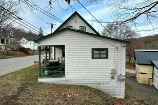 62 Main St, Dexter, ME 04930 - Photo 17