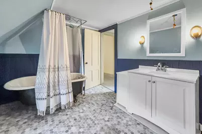 84 Pleasant Street, Rockland, ME 04841 - Photo 37