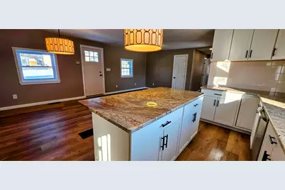 29 Exchange Street, Presque Isle, ME 04769 - Photo 9