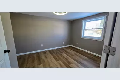 29 Exchange Street, Presque Isle, ME 04769 - Photo 17