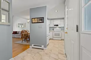 14 Hampton Glen Dr, Kennebunk, ME 04043 - Photo 9