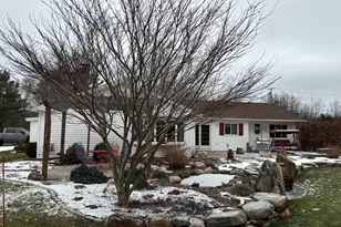 105 Warrenton St, Rockport, ME 04856 - Photo 17