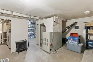 25 Shank St, Lewiston, ME 04240 - Photo 35