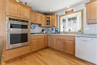 882 Memorial Drive, Winthrop, ME 04364 - Photo 27