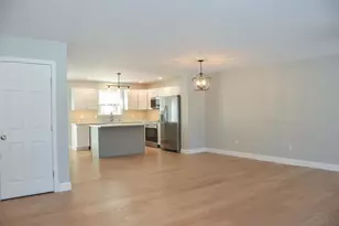 18 Violet Dr, Farmingdale, ME 04344 - Photo 7