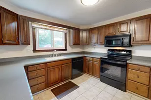 95 Lane Ave, Portland, ME 04103 - Photo 3