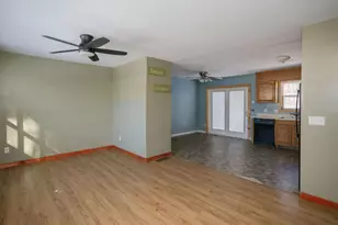127 Meadow Ln, Farmington, ME 04938 - Photo 9
