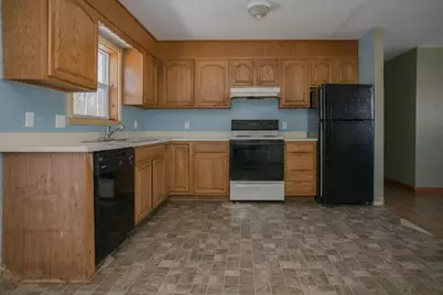 127 Meadow Lane, Farmington, ME 04938 - Photo 5