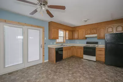 127 Meadow Lane, Farmington, ME 04938 - Photo 3