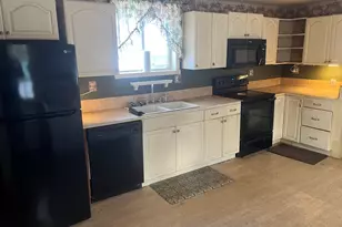 11 Cannard St, Gardiner, ME 04345 - Photo 5