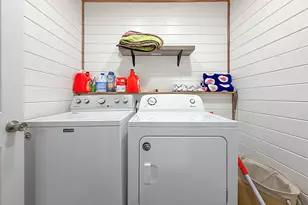 33 Vaughn St, Caribou, ME 04736 - Photo 17