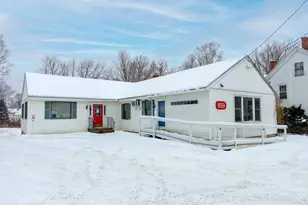 861 W Main St, Dover Foxcroft, ME 04426 - Photo 3